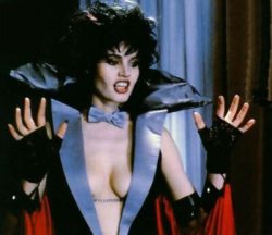 Geena-Davis-as-Odette-in-Transylvania-6-5000-e1694492054115