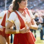 Teri-Hatcher-Sidra-Holland-was-an-NFL-cheerleader-for-the-San-Francisco-49ers-during-the-1984-season