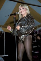 Samantha Fox